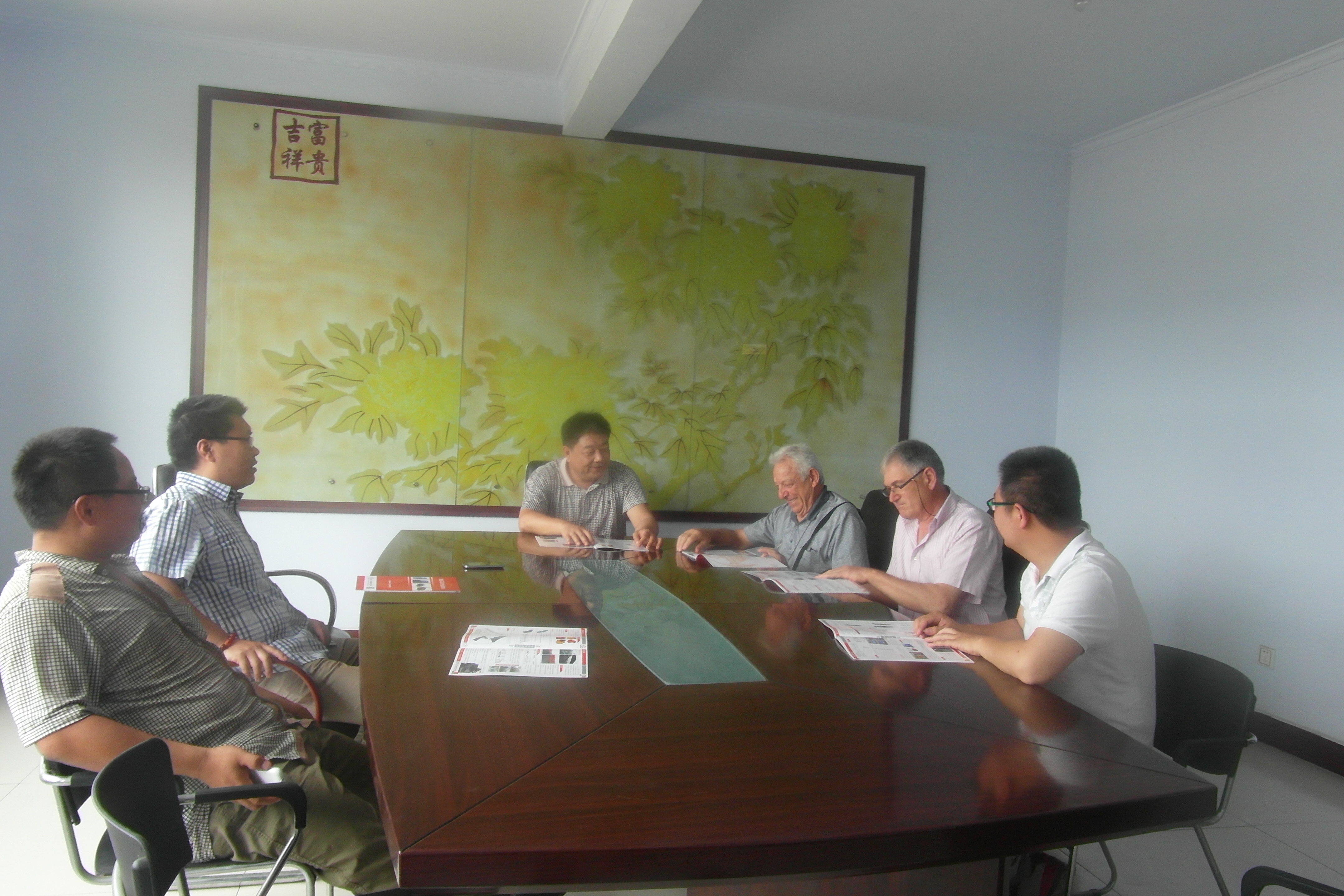 意大利客戶(hù)來(lái)我司參觀(guān)考察烘干機項目(圖3)