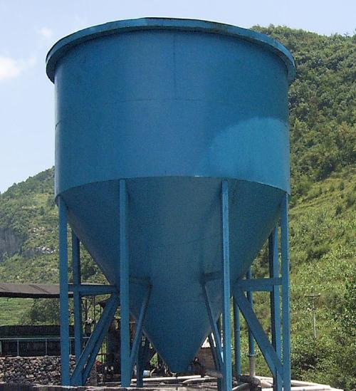高效深錐濃密機的工作原理(圖1) 深錐濃縮機